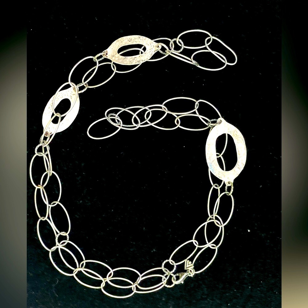 Silpada .925 Sterling Silver link necklace.